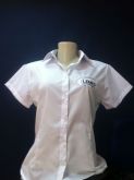 Camisete tradicional bordada branco G